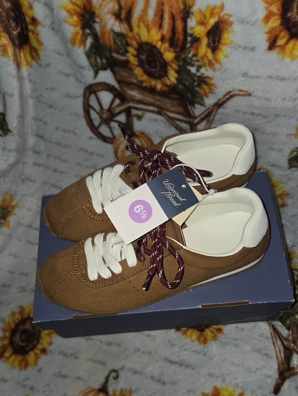 Universal Thread Brown and White Lace-Up Sneakers